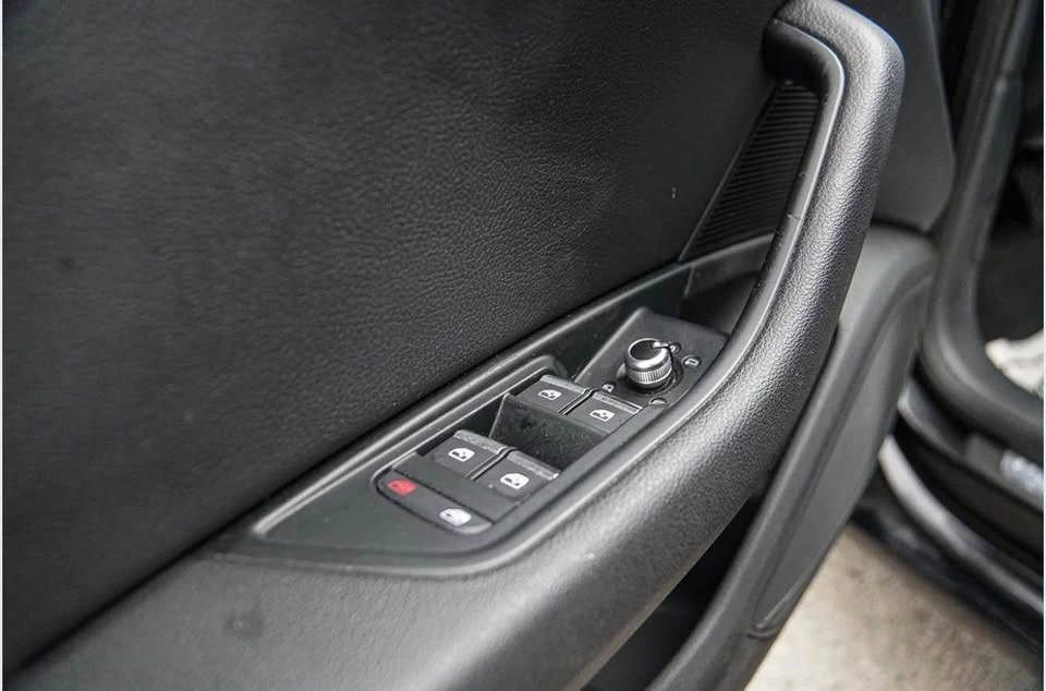 Audi A4 АвтоКредит, снимка 13 - Автомобили и джипове - 56735564