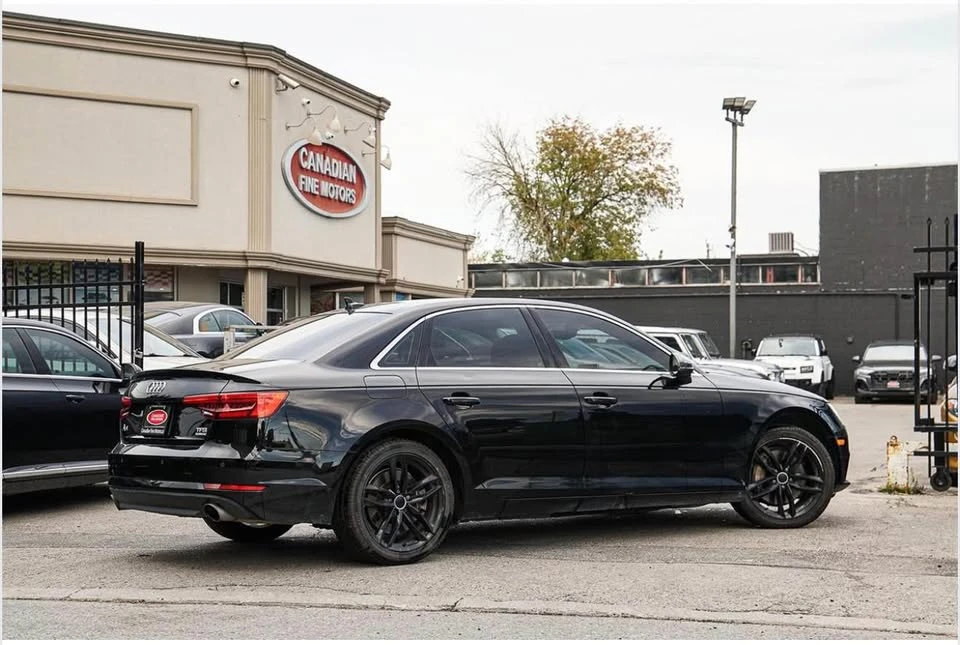 Audi A4 АвтоКредит, снимка 3 - Автомобили и джипове - 56735564