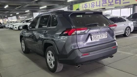 Toyota Rav4 2.5 2WD 2021, снимка 2