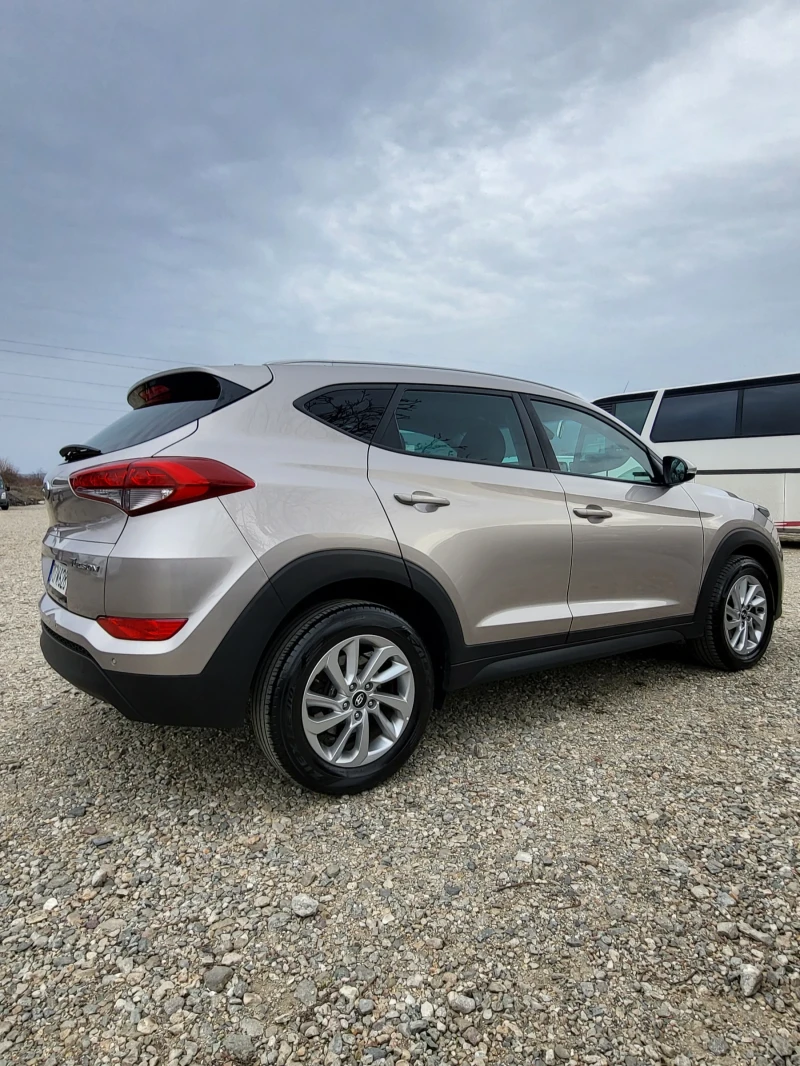 Hyundai Tucson 1.7 CRDI/EURO6/Automatic, снимка 6 - Автомобили и джипове - 49468492