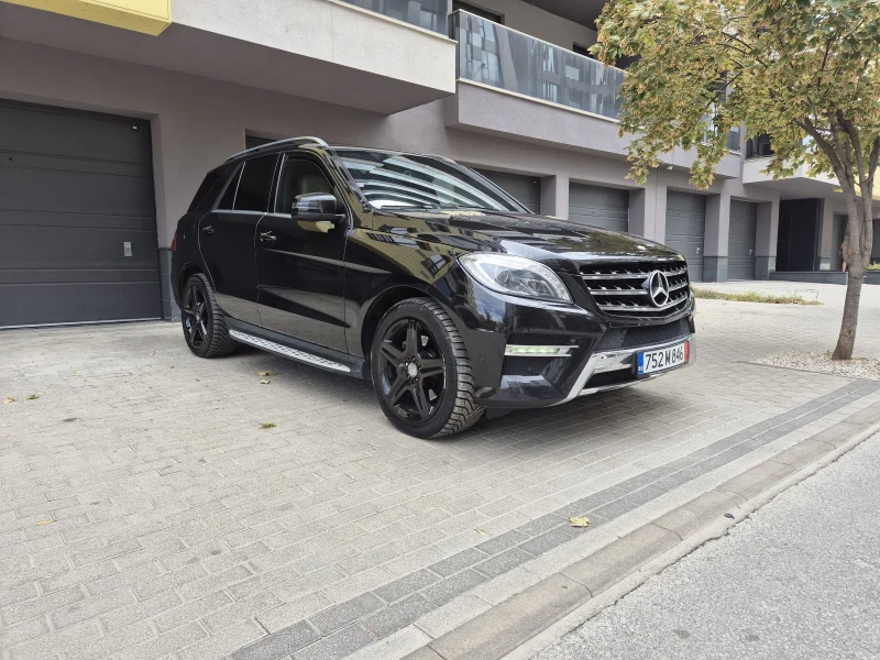 Mercedes-Benz ML 350 AMG PAKET /ОБДУХВАНЕ/KEY LESS GO/ ПОДГРЕВ , снимка 2 - Автомобили и джипове - 52667929