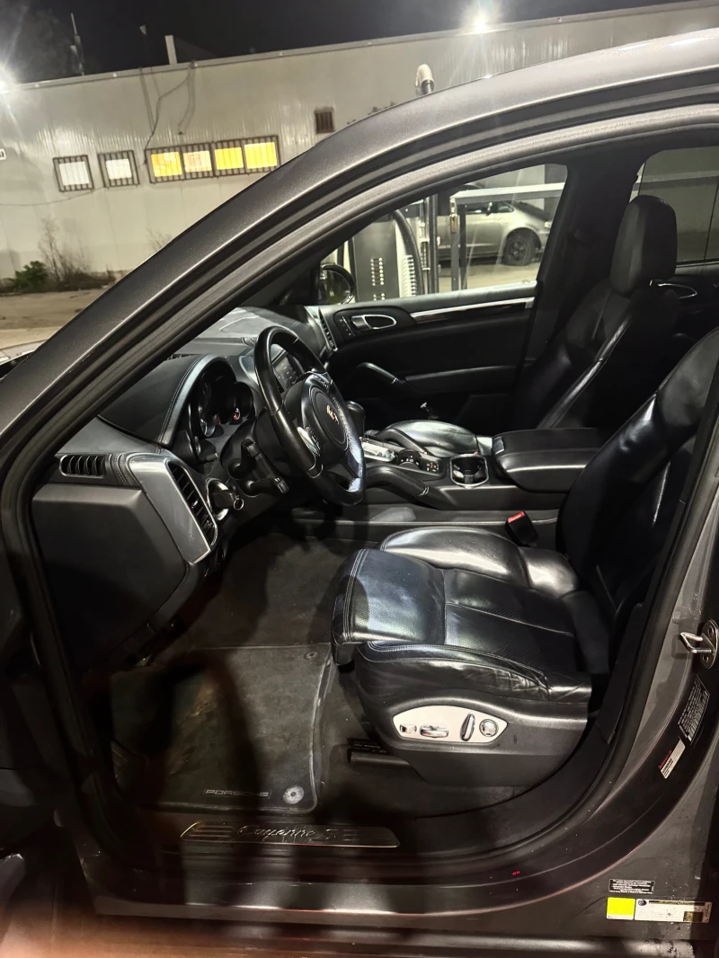 Porsche Cayenne, снимка 13 - Автомобили и джипове - 52264768