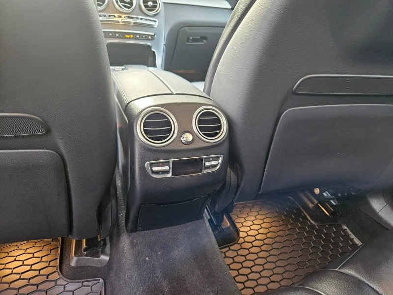 Mercedes-Benz GLC 300 DE, снимка 10 - Автомобили и джипове - 52753711