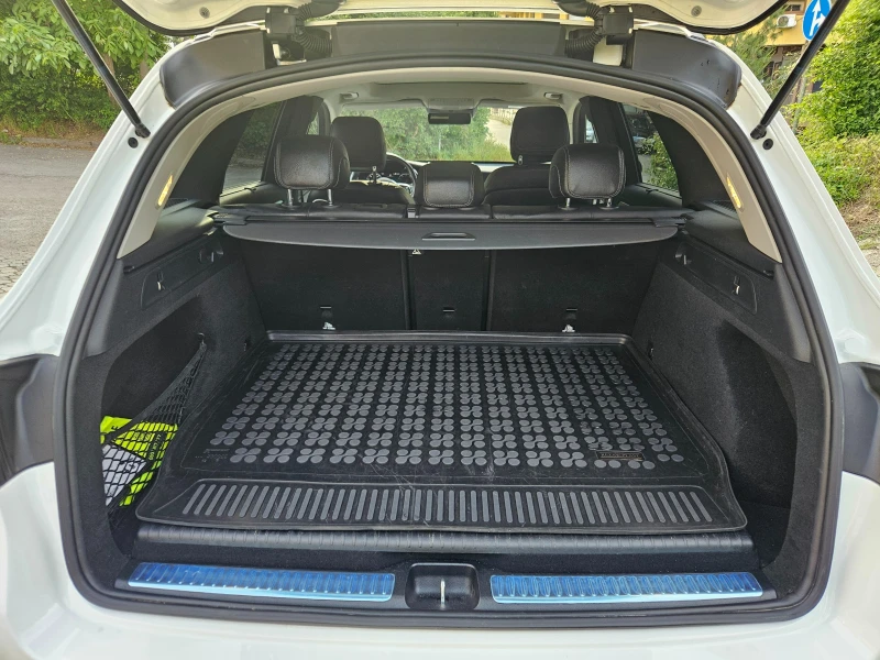 Mercedes-Benz GLC 300 DE, снимка 12 - Автомобили и джипове - 52753711