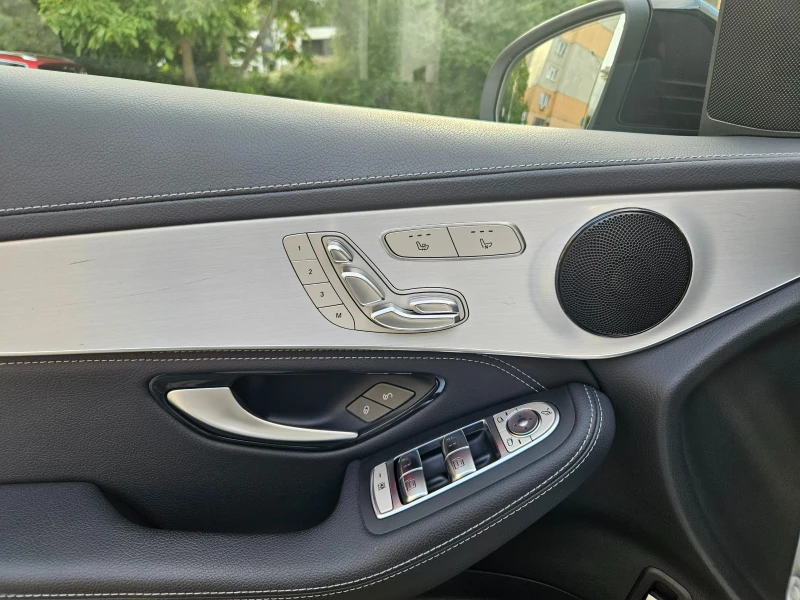 Mercedes-Benz GLC 300 DE, снимка 8 - Автомобили и джипове - 52753711