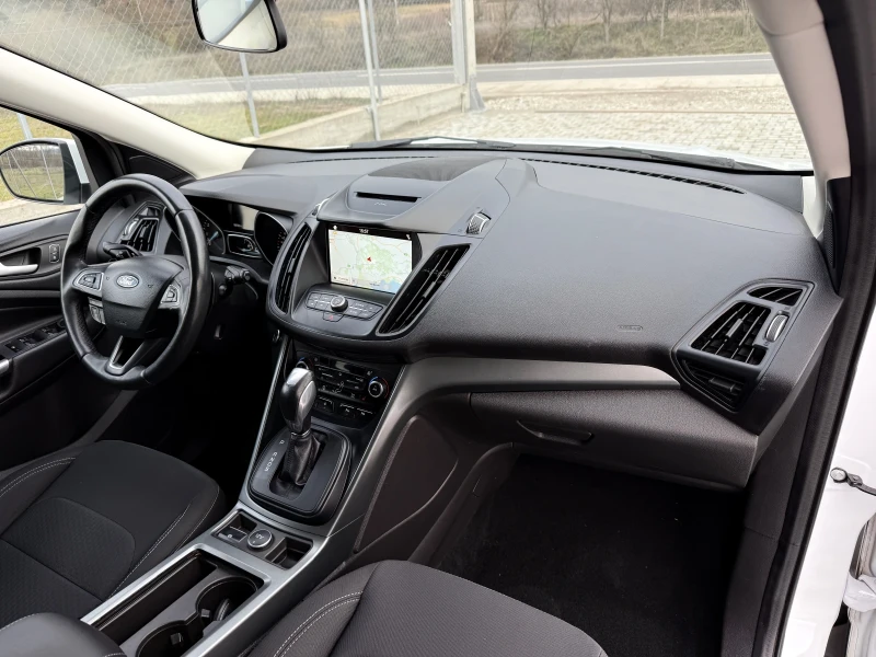 Ford Kuga 1.5 SCTI 4x4, снимка 13 - Автомобили и джипове - 53448246