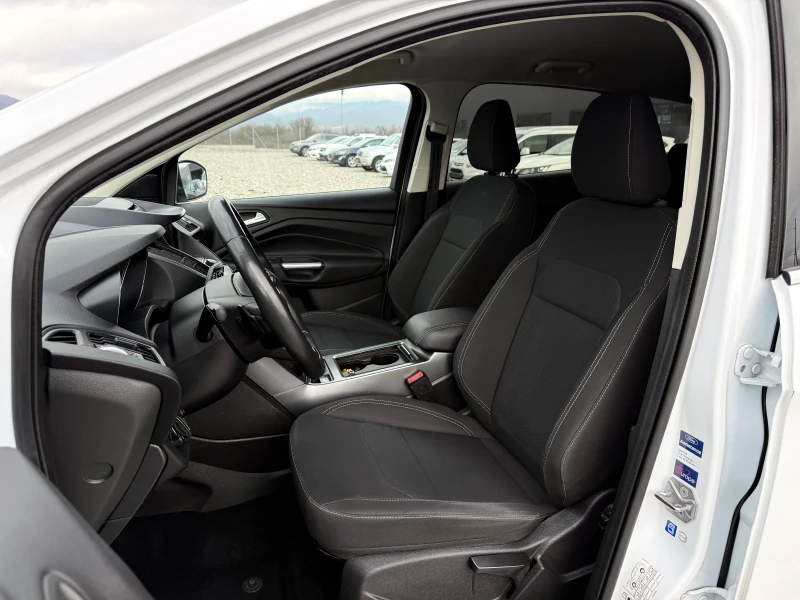 Ford Kuga 1.5 SCTI 4x4, снимка 11 - Автомобили и джипове - 53448246