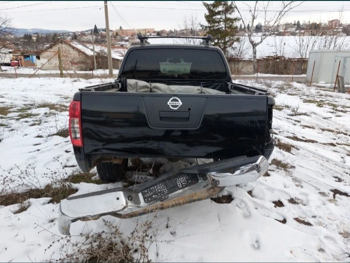 Nissan Navara, снимка 2 - Автомобили и джипове - 47046804