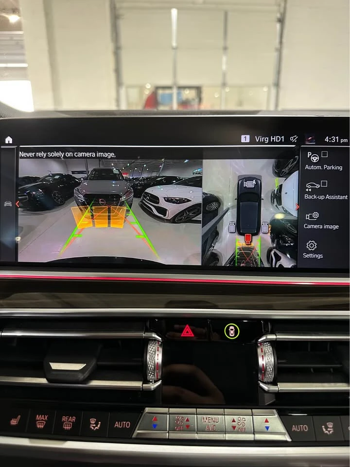 BMW X5 xDrive40i* M-Pack* LASER* SWAROVSKI* 360* CLEAN CA, снимка 8 - Автомобили и джипове - 54022864