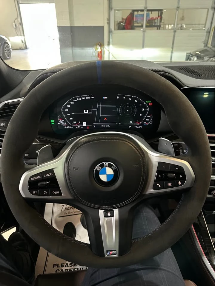 BMW X5 xDrive40i* M-Pack* LASER* SWAROVSKI* 360* CLEAN CA, снимка 5 - Автомобили и джипове - 54022864