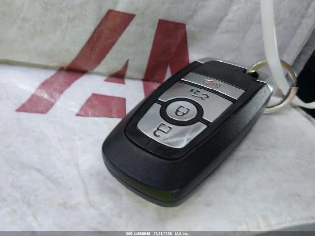 Ford F150 Lightning Pro 4WD SuperCrew, снимка 9 - Автомобили и джипове - 54209572