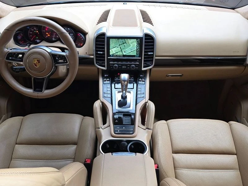 Porsche Cayenne 3.0 Diesel| 245к.с.| ВКЛ.ТЕХНОТЕСТ, снимка 7 - Автомобили и джипове - 55174141