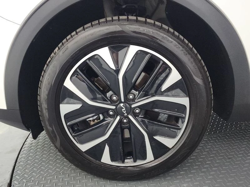 Kia Sportage LPG 2.0 2WD| 150к.с.| ВКЛ.ТЕХНОТЕСТ, снимка 5 - Автомобили и джипове - 55610780