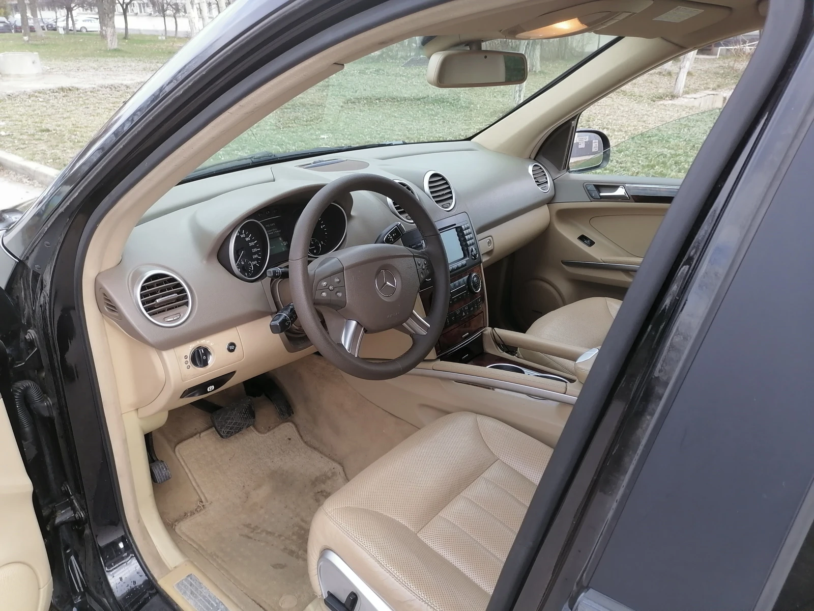 Mercedes-Benz ML 420  - изображение 7