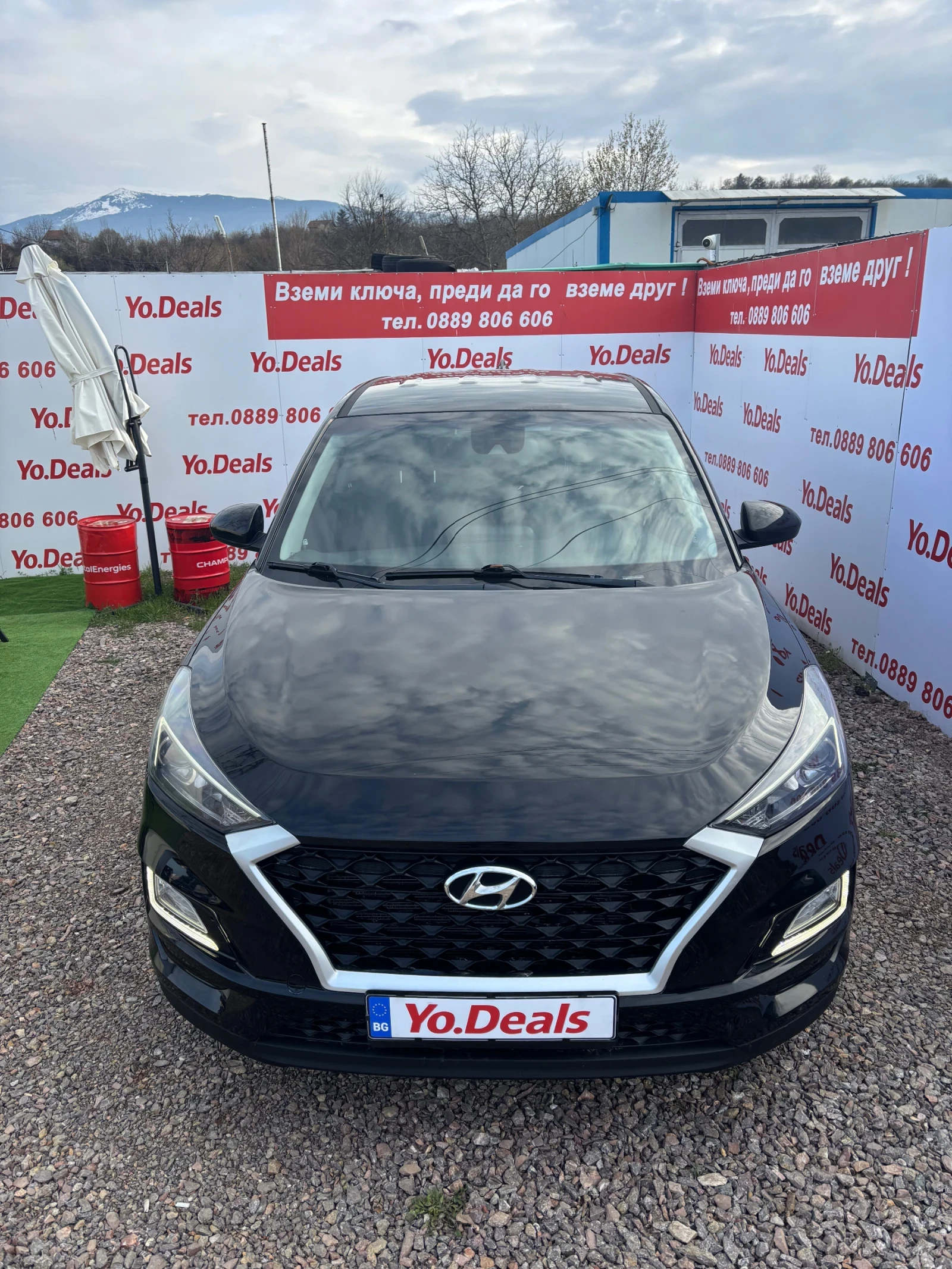 Hyundai Tucson 2.0 SE, снимка 3 - Автомобили и джипове - 54056619