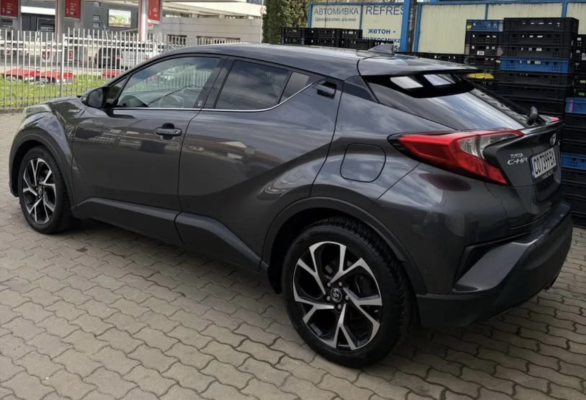Toyota C-HR 1.8 Hybrid, снимка 3 - Автомобили и джипове - 54284778