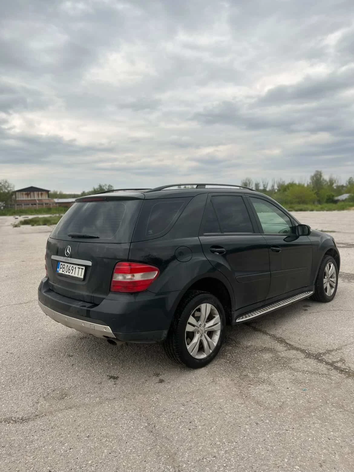 Mercedes-Benz ML 320, снимка 4 - Автомобили и джипове - 54384630