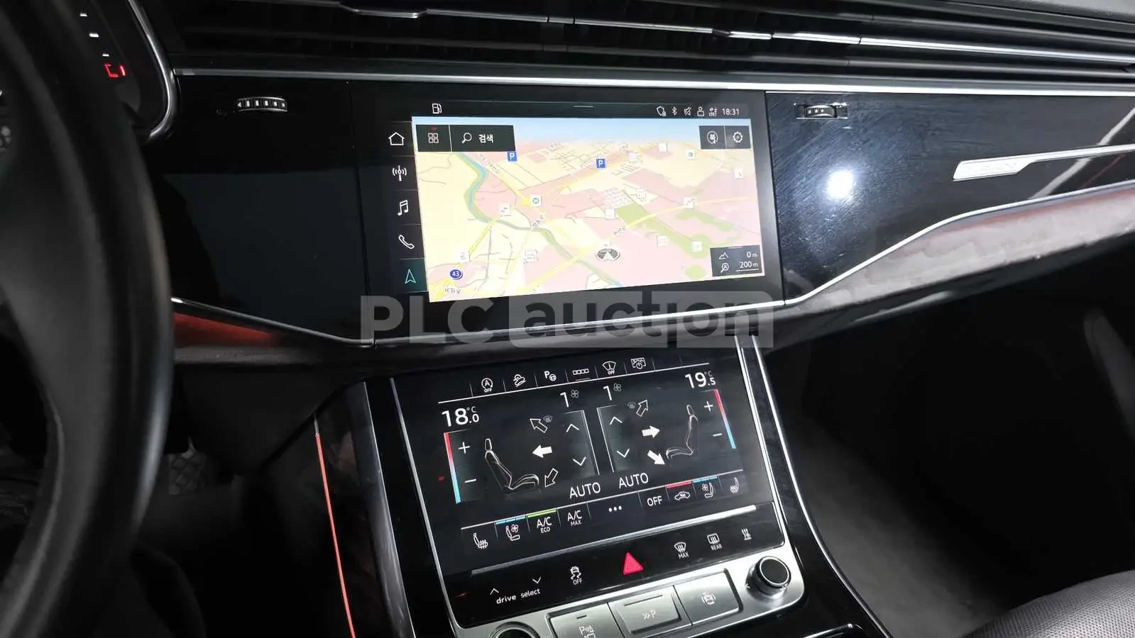 Audi Q7 PRESTIGE/360/HEAD UP/PANO/QUATTRO, снимка 13 - Автомобили и джипове - 55088119