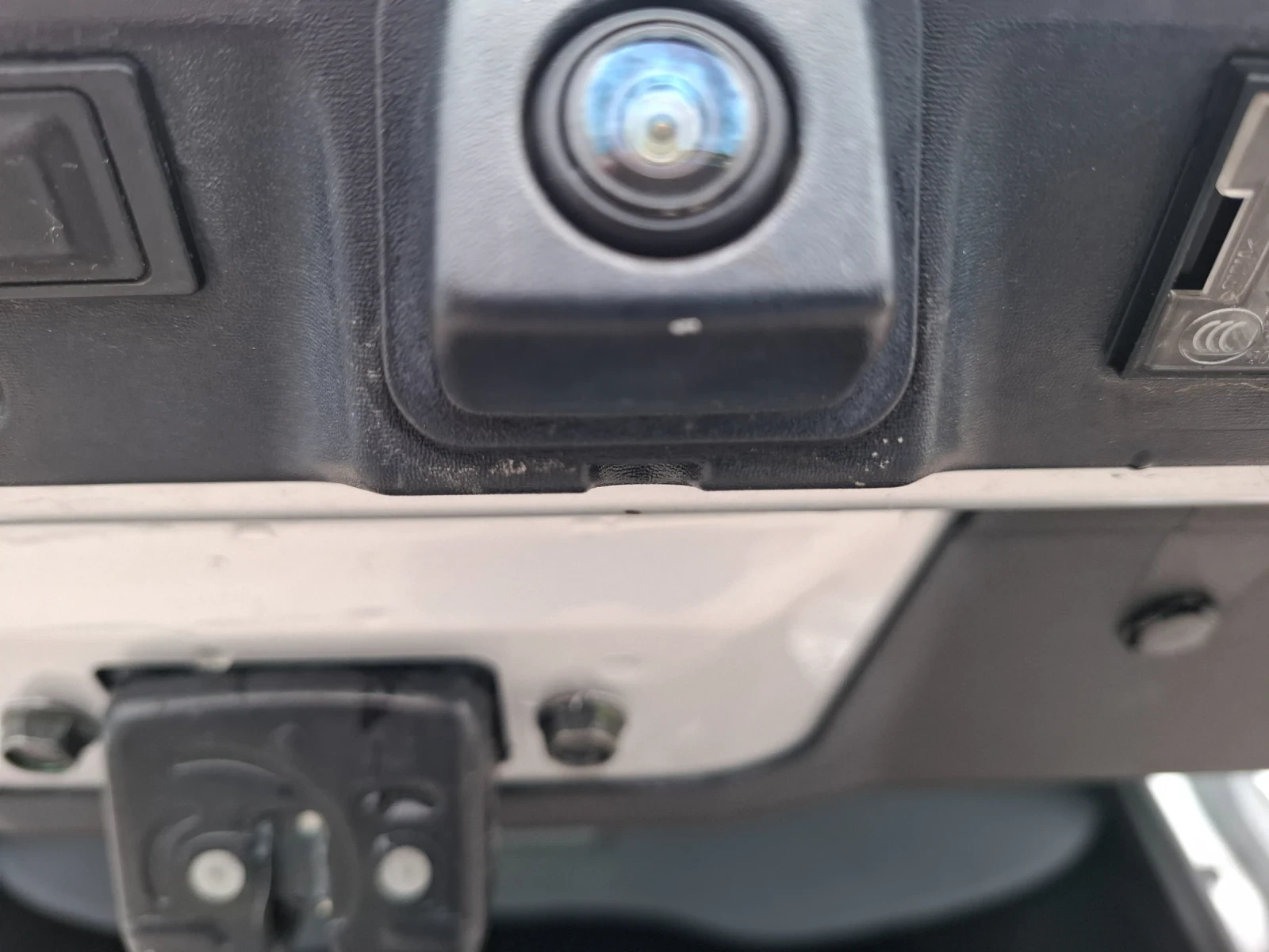 Renault Kadjar 1, 6 DCI-Euro 6-Navi+ Kamera, Keyless, снимка 11 - Автомобили и джипове - 55411537