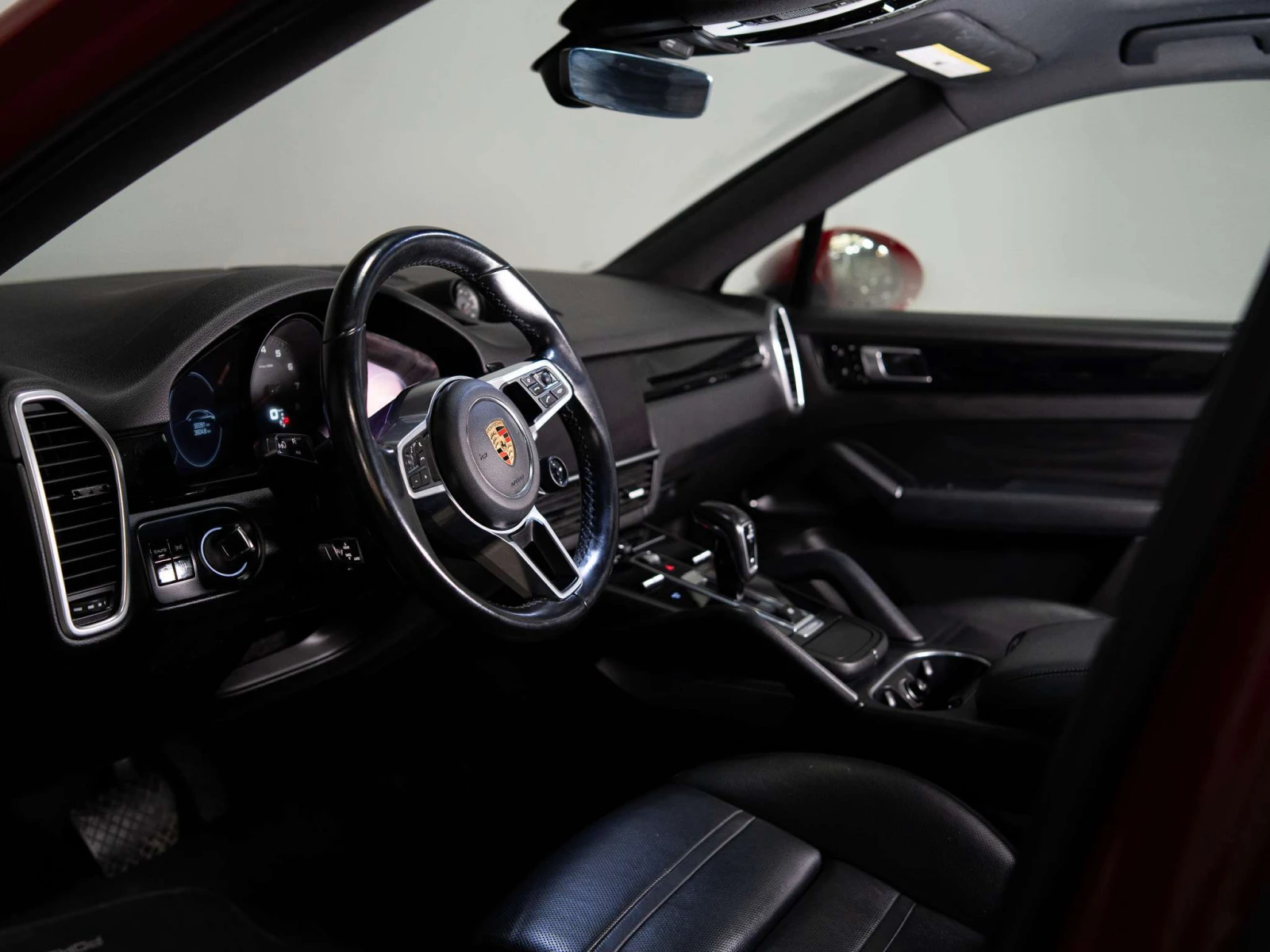 Porsche Cayenne Панорама / BOSE / Кожа / ЦЕНА до БГ, снимка 9 - Автомобили и джипове - 55422669