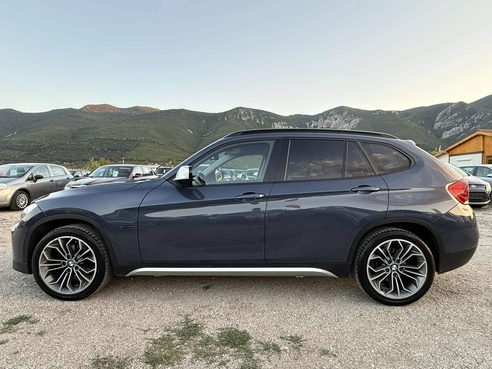 BMW X1 2.0 D АВТОМАТ УНИКАТ X-DRIVE, снимка 7 - Автомобили и джипове - 55450413
