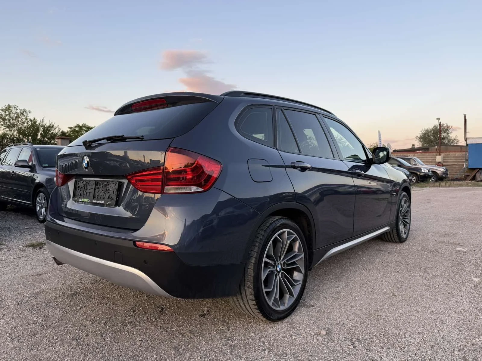 BMW X1 2.0 D АВТОМАТ УНИКАТ X-DRIVE, снимка 4 - Автомобили и джипове - 55450413