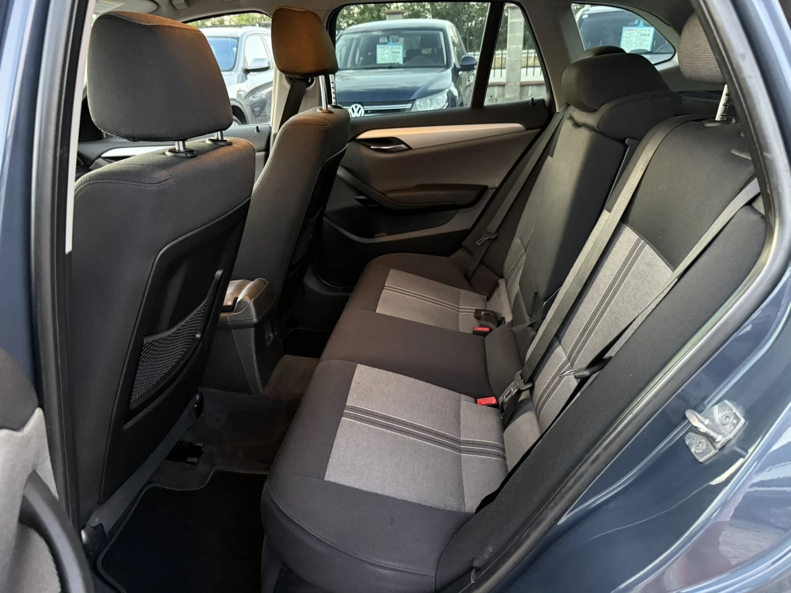 BMW X1 2.0 D АВТОМАТ УНИКАТ X-DRIVE, снимка 10 - Автомобили и джипове - 55450413