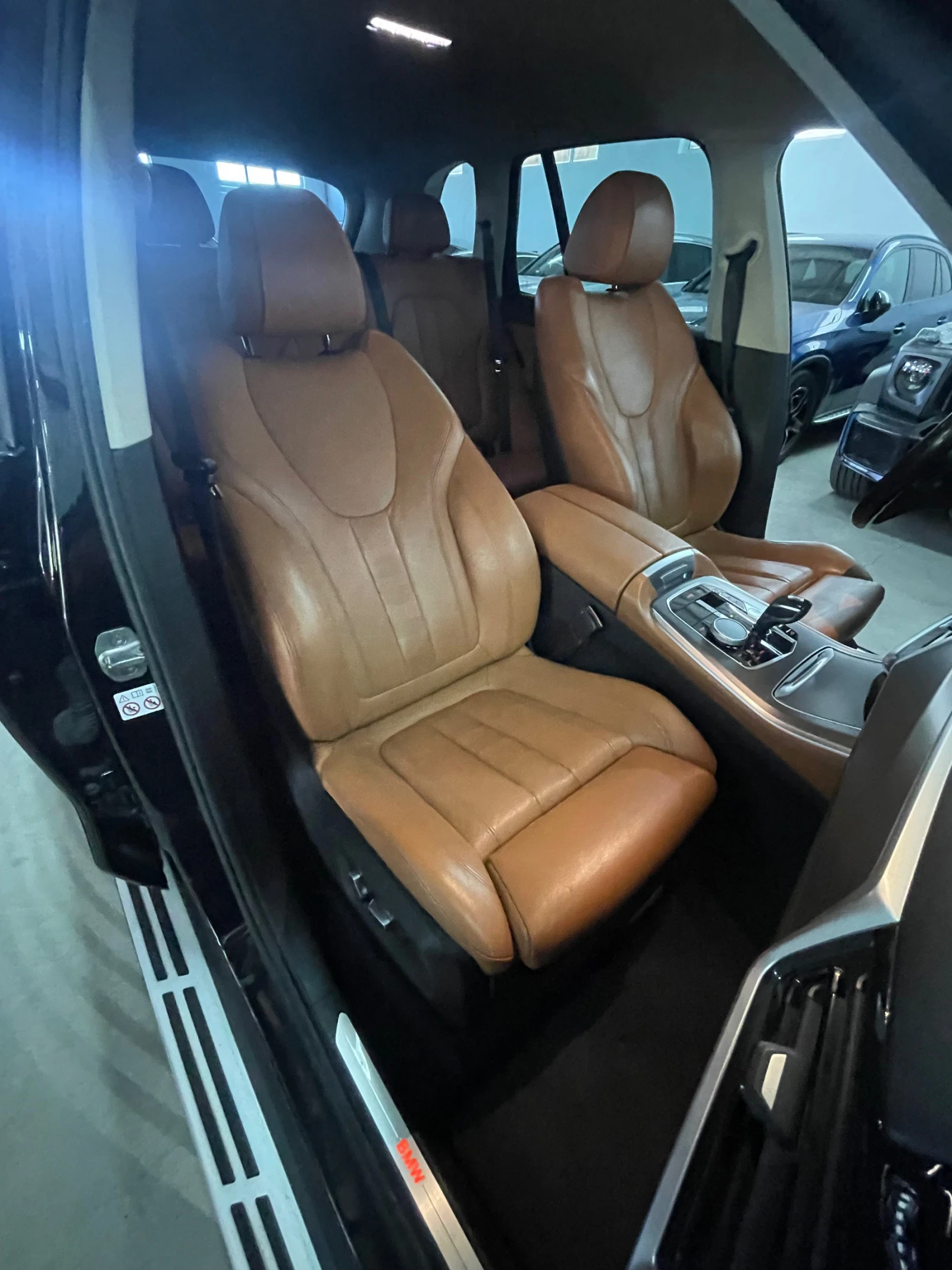 BMW X5 3.0D/Xdr/Дистр/камера/Памет/, снимка 12 - Автомобили и джипове - 55545424