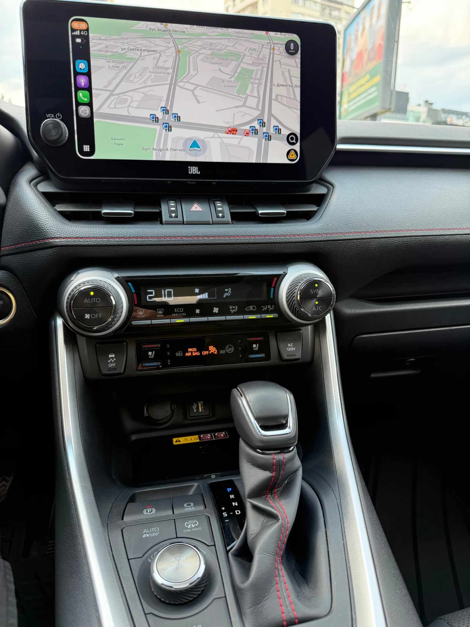 Toyota Rav4 Plug In Hybrid 42 000 km, снимка 12 - Автомобили и джипове - 55608289