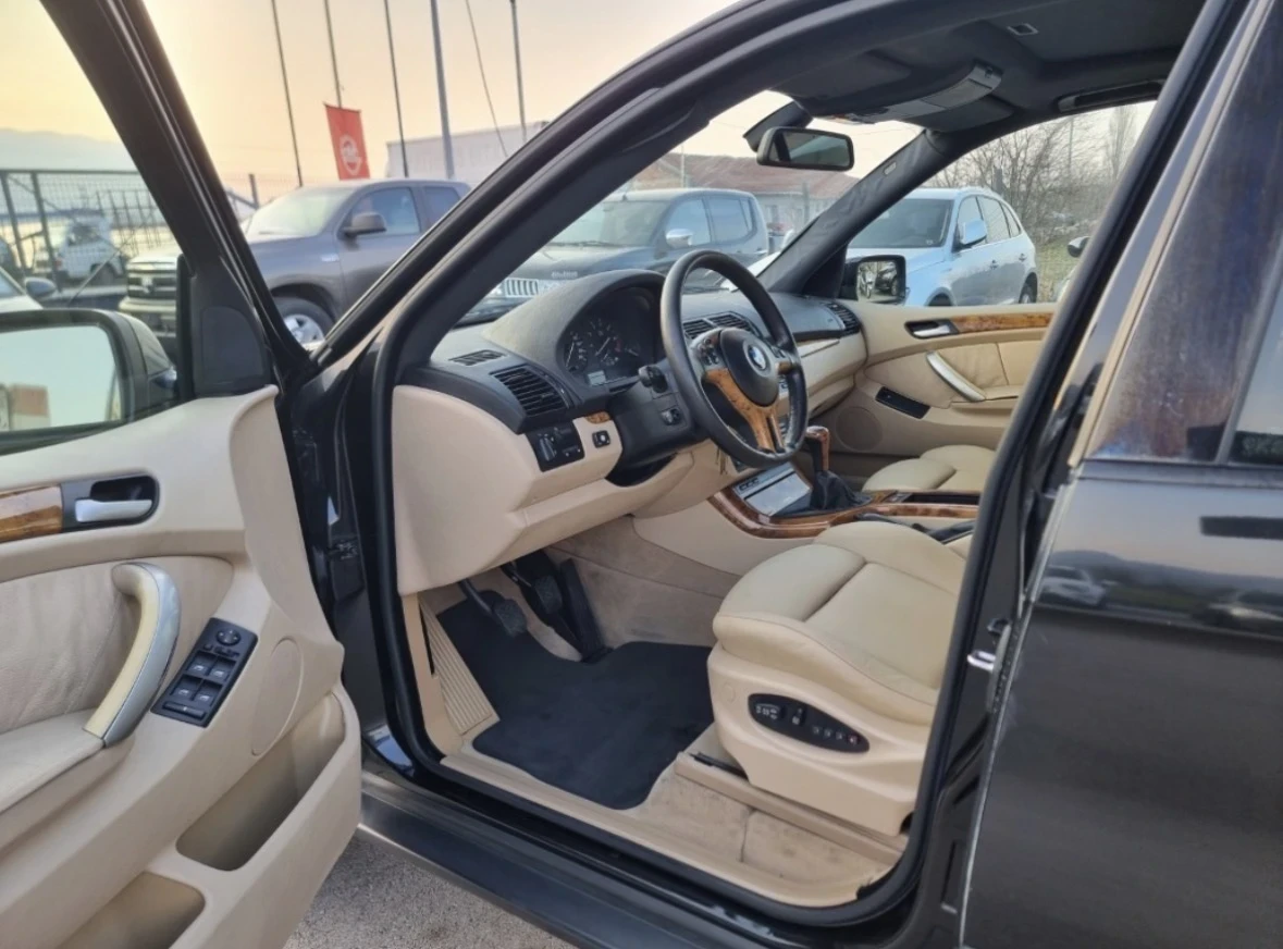 BMW X5, снимка 6 - Автомобили и джипове - 55645510