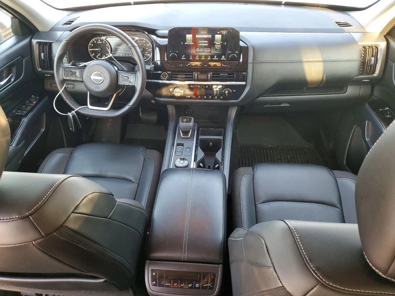 Nissan Pathfinder 3.5l Sl, снимка 8 - Автомобили и джипове - 56076434