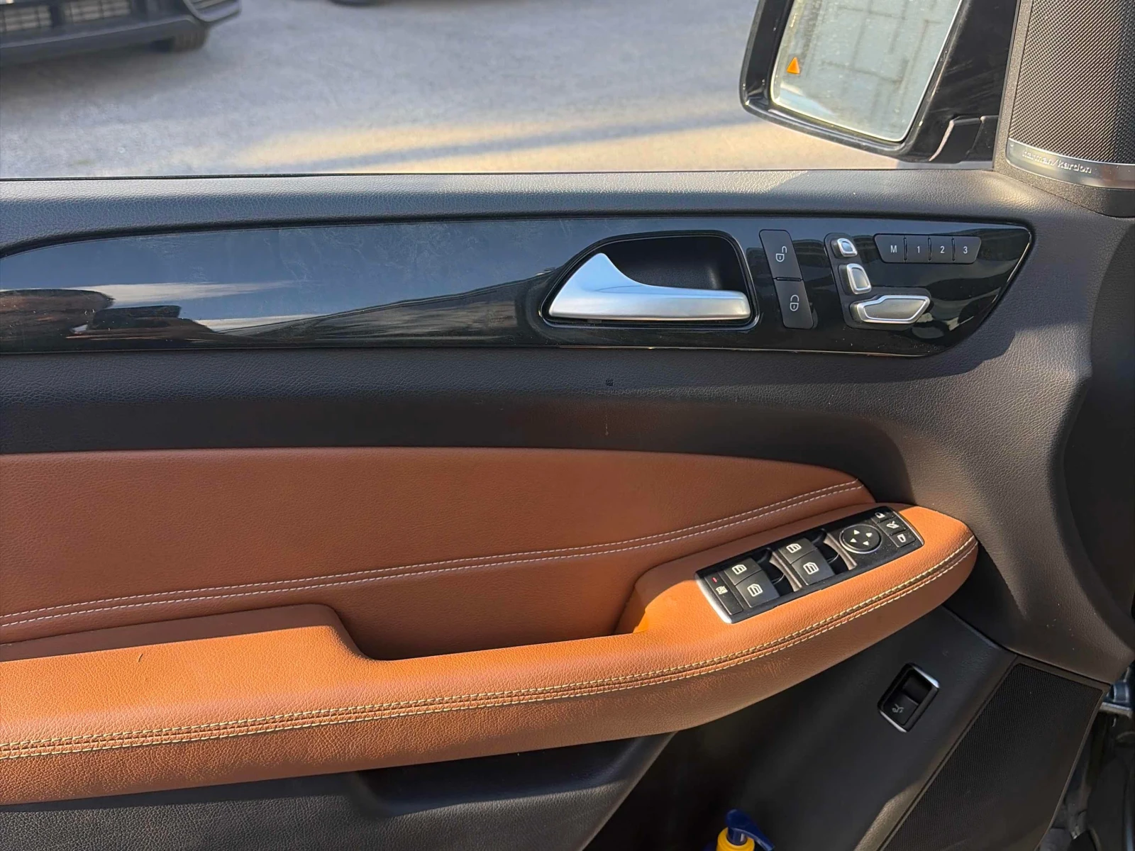 Mercedes-Benz GLE 43 AMG 4МАТIC* DIS* H/K* 360* , снимка 10 - Автомобили и джипове - 56076520