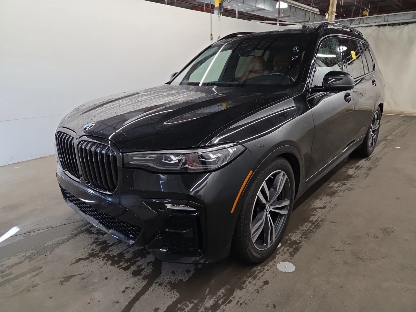 BMW X7 xDrive40i M Sport | 6 места | Heat Comfort Package