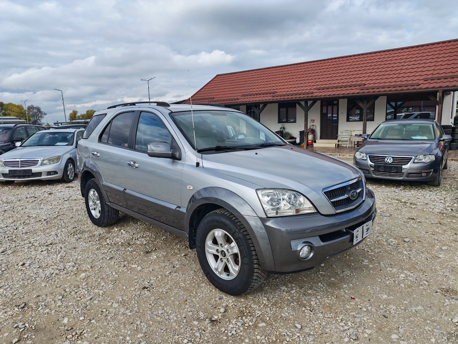 Kia Sorento 2.5 дизел ИТАЛИЯ, снимка 3 - Автомобили и джипове - 56748912