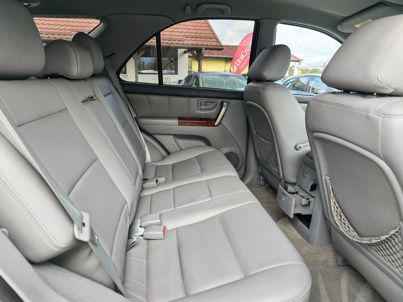 Kia Sorento 2.5 дизел ИТАЛИЯ, снимка 14 - Автомобили и джипове - 56748912
