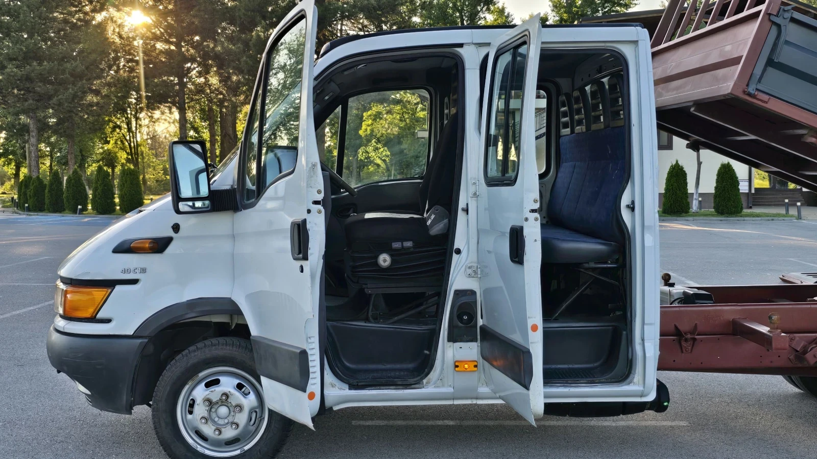 Iveco Daily Тристранен Самосвал 6+ 1 130кс, снимка 10 - Бусове и автобуси - 54500350