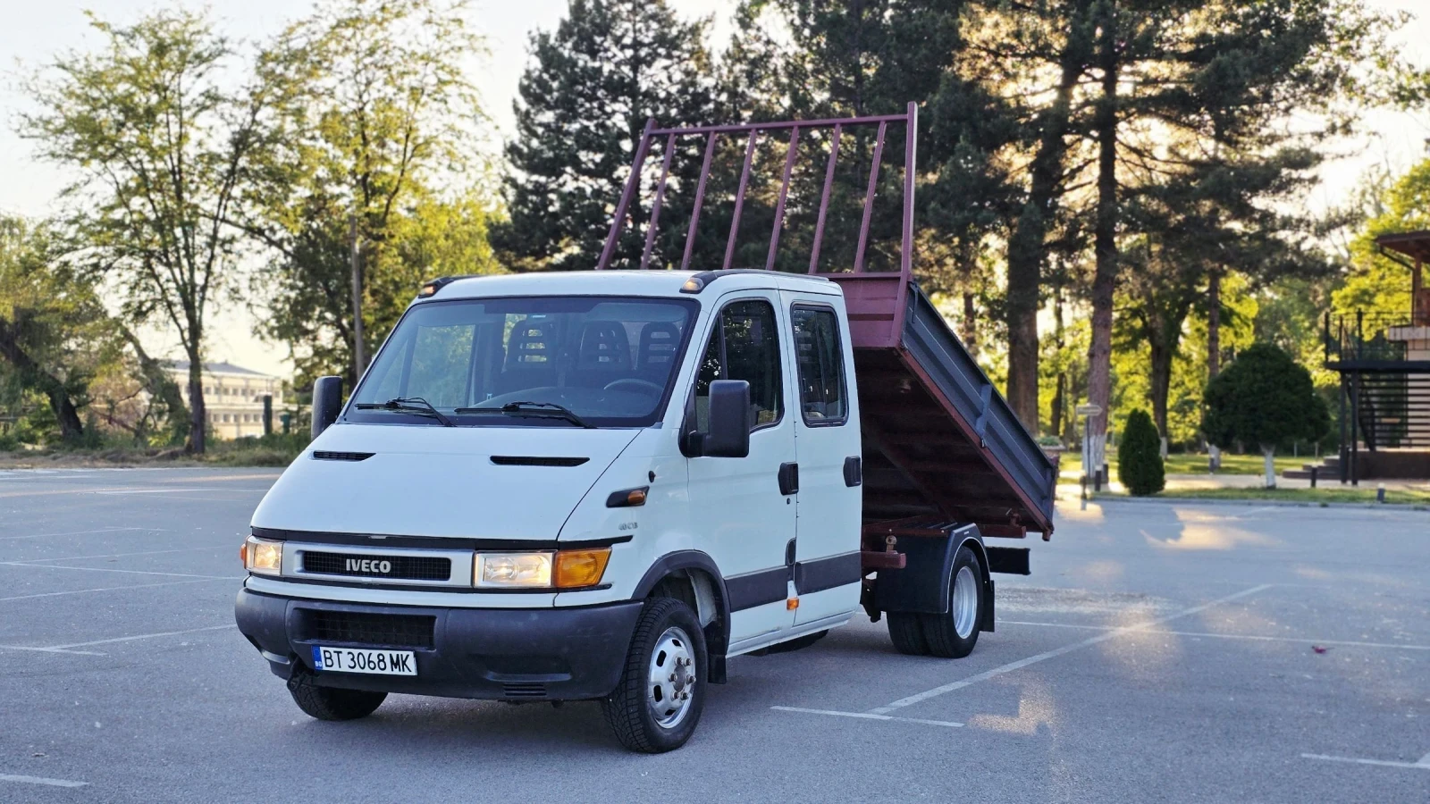 Iveco Daily Тристранен Самосвал 6+ 1 130кс