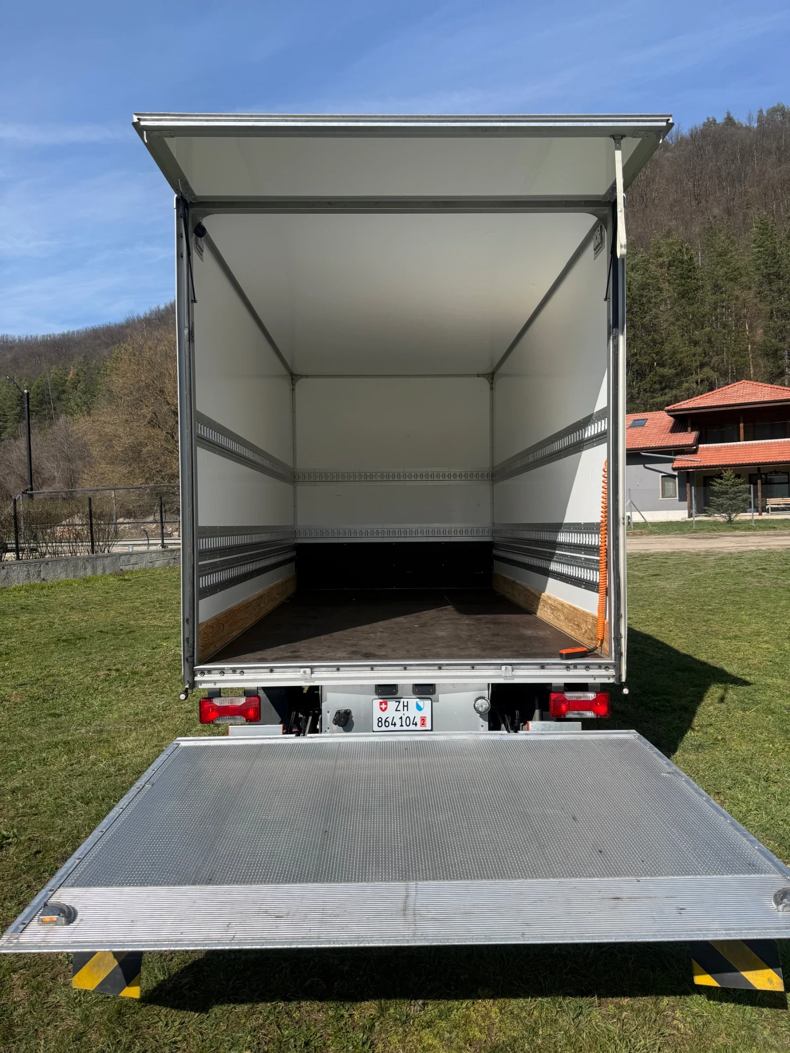 Iveco 35S18 35S18 HI-MATIK БОРД КЛИМА 4.10М МЕЖДУОСИЕ, снимка 10 - Бусове и автобуси - 53988382