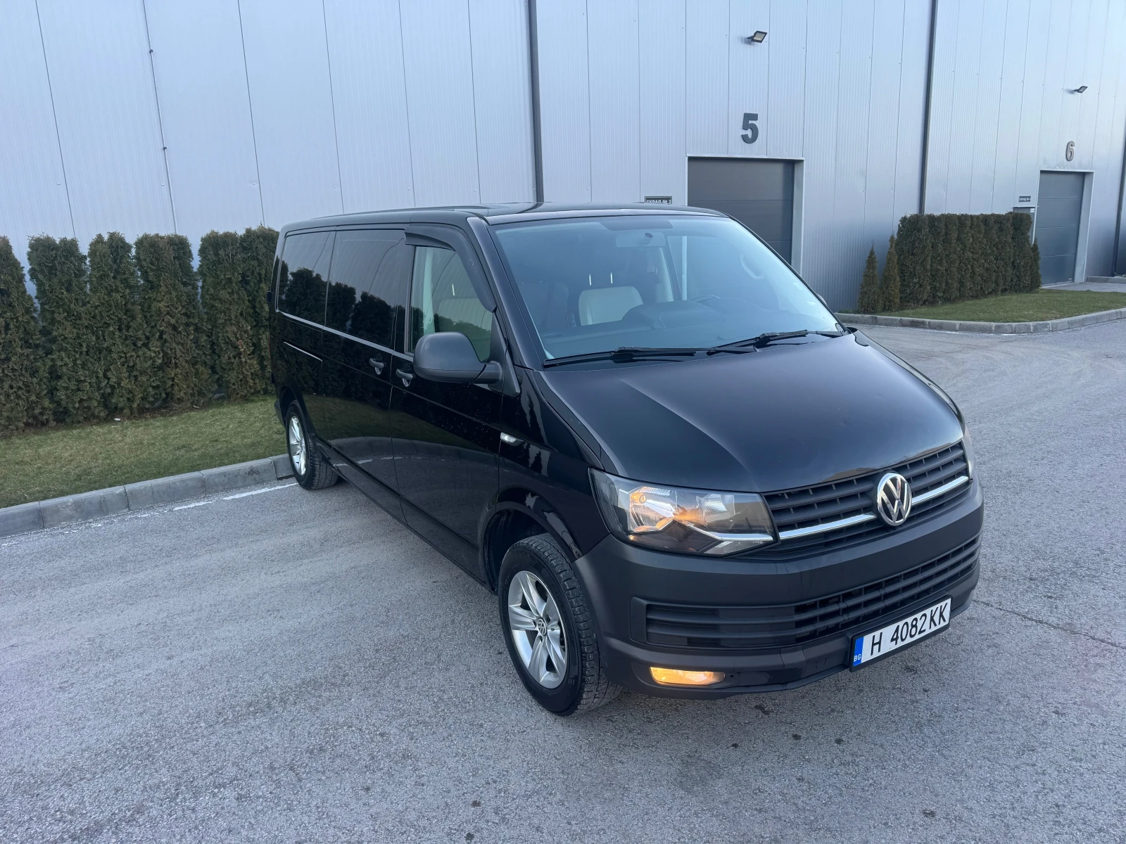 VW T6 2.0tdi 150 LONG , снимка 2 - Бусове и автобуси - 54964355