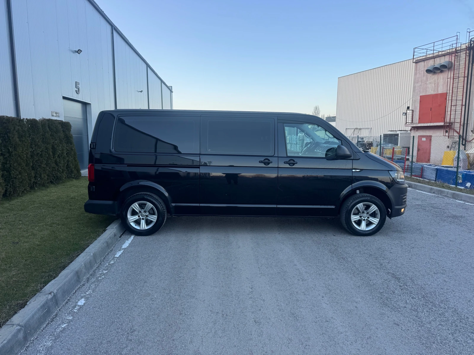 VW T6 2.0tdi 150 LONG , снимка 7 - Бусове и автобуси - 54964355
