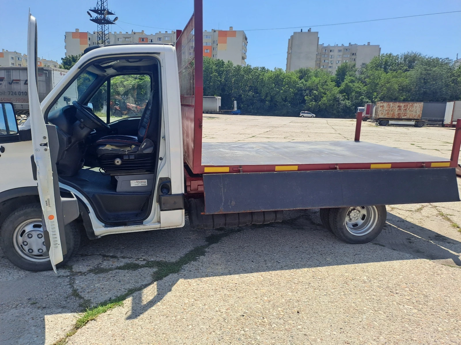 Iveco Daily, снимка 8 - Бусове и автобуси - 55381052