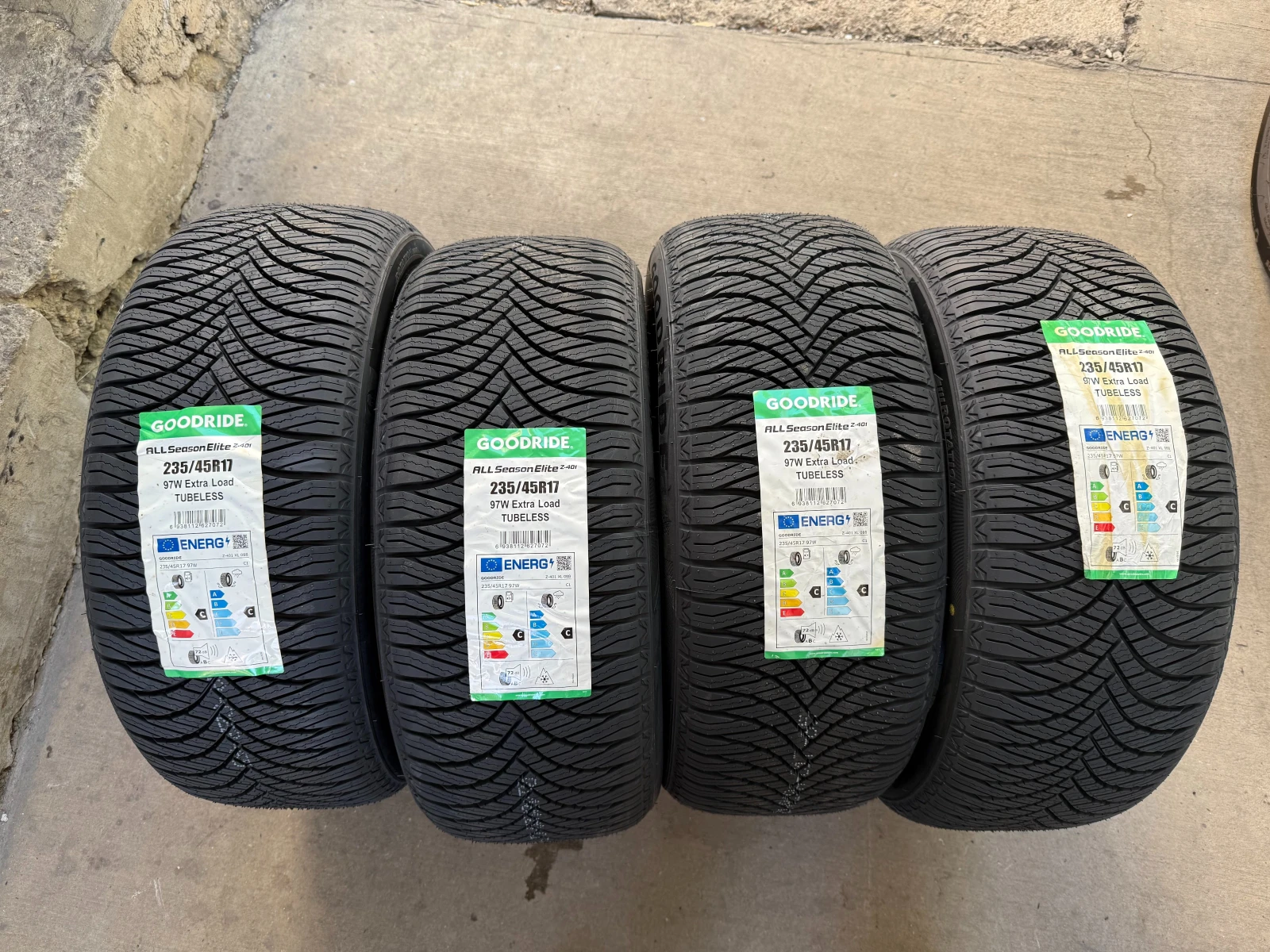  235/45R17 | Mobile.bg   1