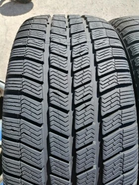 Гуми Зимни 245/45R18, снимка 1 - Гуми и джанти - 42139941