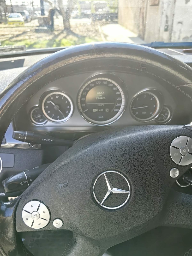 Mercedes-Benz E 250 W212, снимка 8 - Автомобили и джипове - 44437036