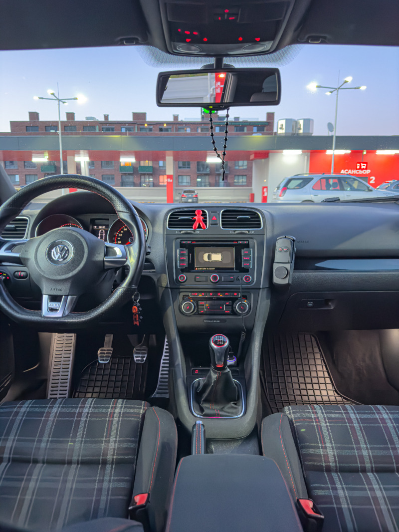 VW Golf GTI, снимка 9 - Автомобили и джипове - 45770482