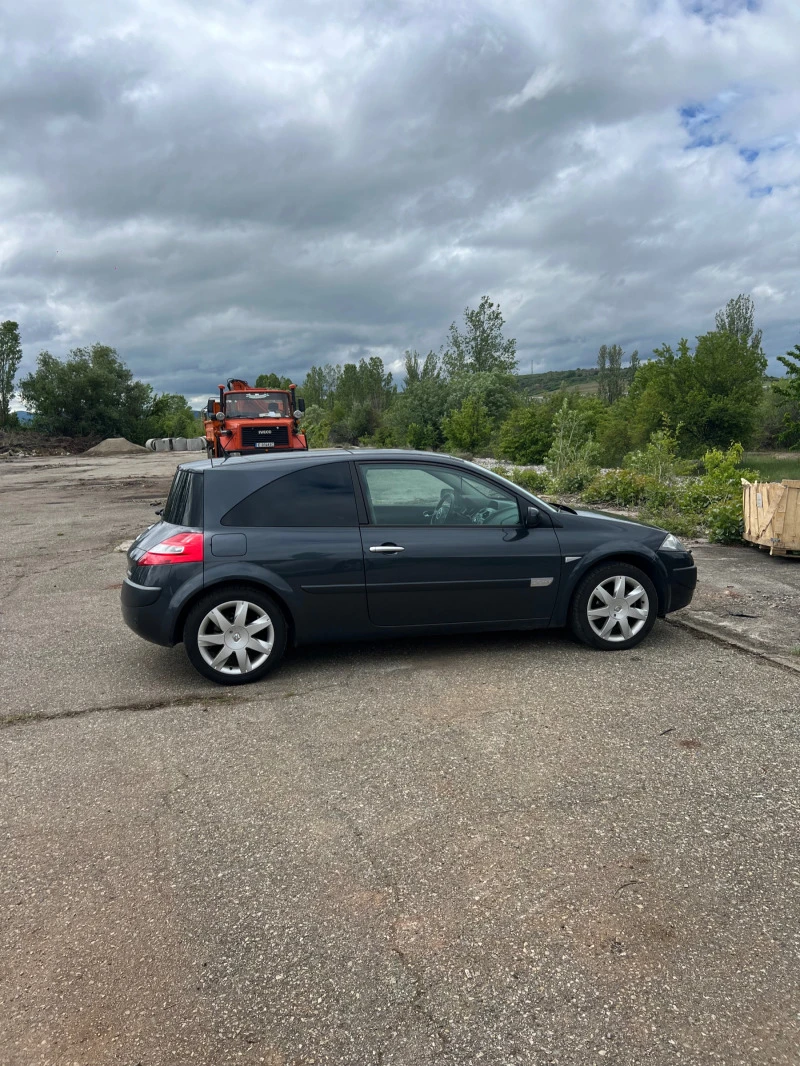 Renault Megane, снимка 3 - Автомобили и джипове - 47123108