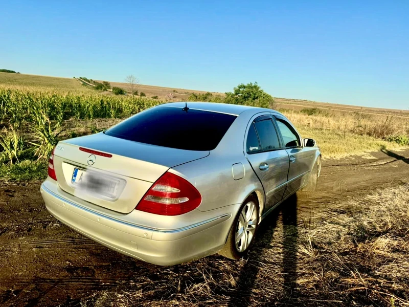 Mercedes-Benz E 350, снимка 5 - Автомобили и джипове - 47137093