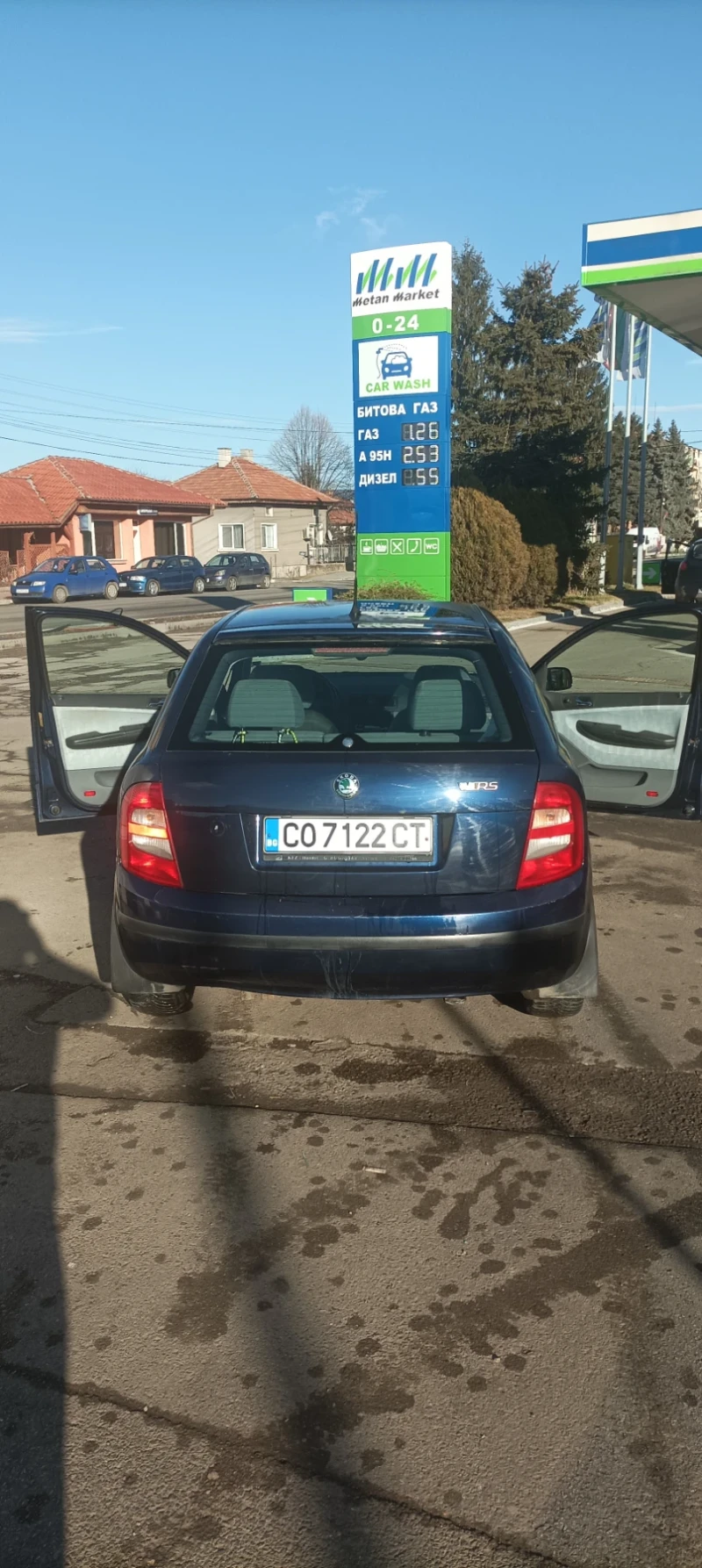 Skoda Fabia, снимка 3 - Автомобили и джипове - 48613764