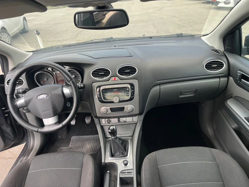 Ford Focus 2.0I Бензин Газ , снимка 7 - Автомобили и джипове - 50286925