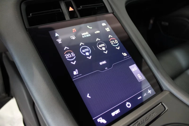 Porsche Taycan RWD/476HP/ACC/BOSE/HEAD-UP/KEYLESS/CARPLAY/804f, снимка 8 - Автомобили и джипове - 51837795
